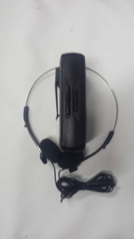 Vintage Ross Cassette Walkman With FM/AM