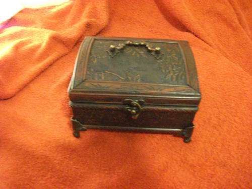 ==> Decorative Wooden Jewellery Box ***190mmx150mm