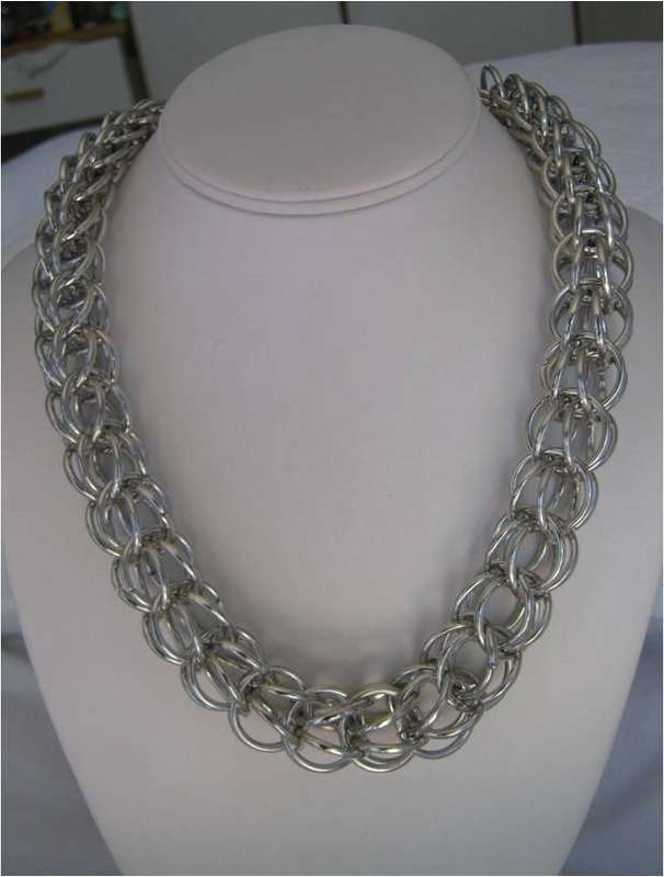 MULTI LINK HUGE NECKLACE IN SILVER TONE