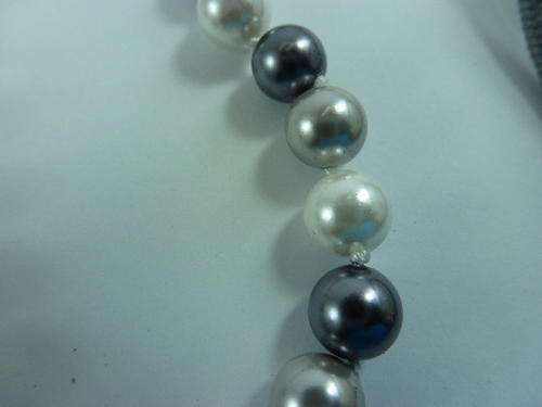 MULTI COLOURED - 8MM SOUTH SEA PEARL NECKLACE - 18" - COSTUME JEWELLERY