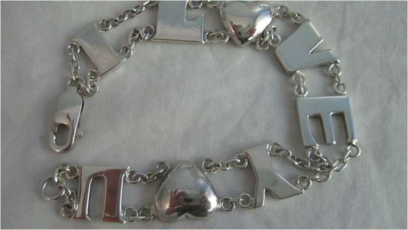 925 silver "I LOVE YOU" design