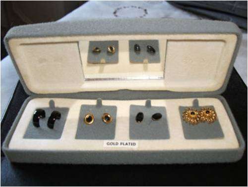 SET OF EARRINGS / GOLD PLATED