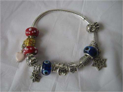 CHARM BRACELET