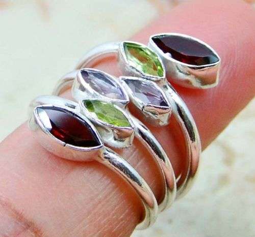 GARNET PERIDOT ETC & 925 SILVER RING OF UK K & US: 5