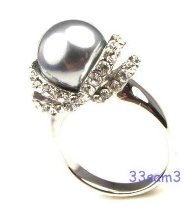 ELEGANT GREY PEARL WITH MCQUEEN DIAMOND CZ