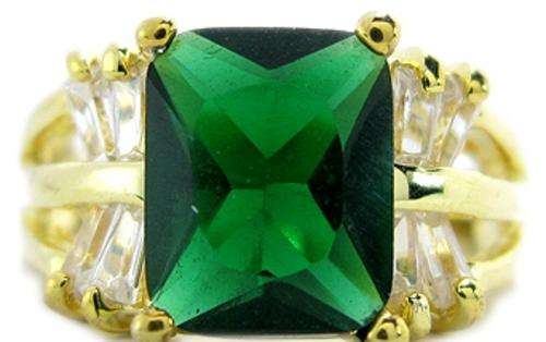 GREEN EMERALD CZ AND YELLOW GOLD GP RING SIZE 6 OR M