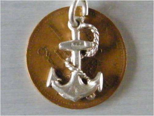 VINTAGE 3D SILVER ANCHOR