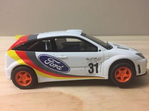 FORD FOCUS  -   1/32 SCALE SLOT CAR  (HORNBY / SCALEXTRIC)