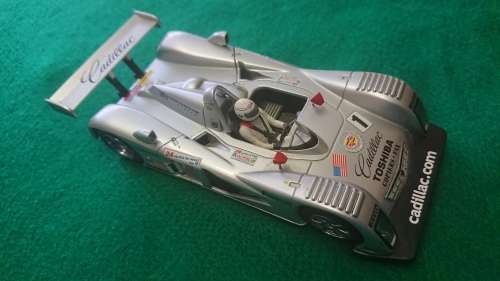SCALEXTRIC 2000 CADILLAC LMP   -   1/32 SCALE SLOT CAR