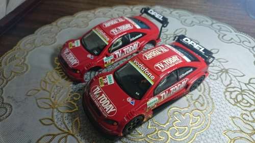 1/32 SCALE SLOT CAR - SCX OPEL ASTRA WITH EXTRA BODY