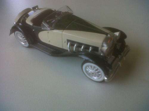 DUESENBERG SSJ  1/43 SCALE MODEL   ****see pictures****