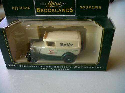EXIDE TRUCK (THE LONG LIFE CAR BATTERY)    ****MADE IN ENGLAND****
