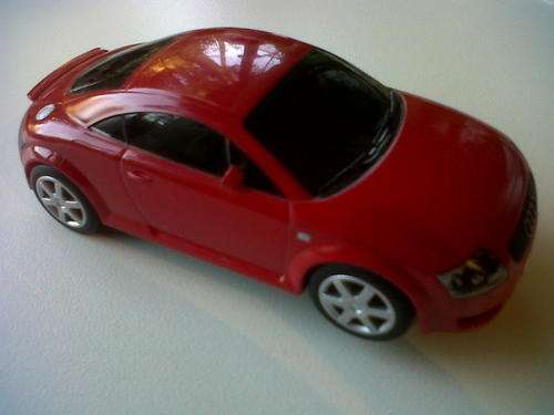 HORNBY SCALEXTRIC AUDI TT   1/32 SCALE SLOT CAR