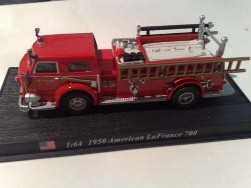 1950 AMERICAN LAFRANCE 700 FIRE TRUCK 1/64 SCALE MODEL****see pictures****