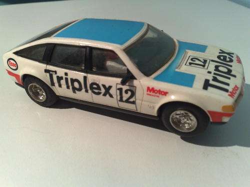 Scalextric C283 Rover 3500 'TRIPLEX' (1/32 scale slot car)