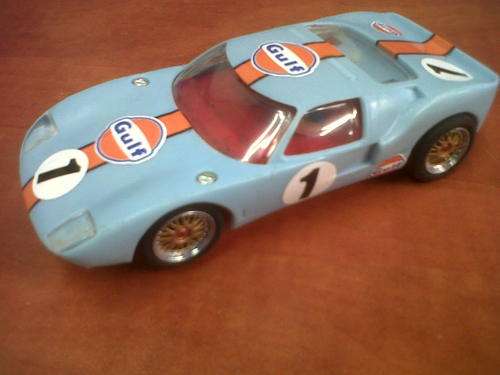 SCALEXTRIC C77 FORD GT40 (1966)  -   1/32 SCALE SLOT CAR