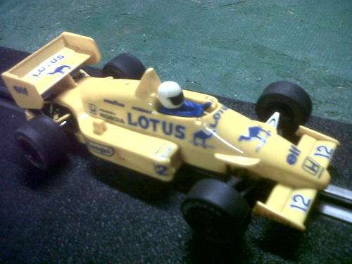 SCALEXTRIC LOTUS RENAULT 99T 'AYRTON SENNA'   -   1/32 SCALE SLOT CAR
