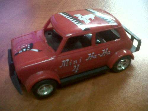 SCALEXTRIC C0290 MINI 1275GT BANGER RACER (MINI-HA-HA)  -  1/32 SCALE SLOT CAR