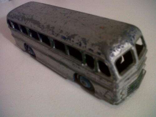 DINKY DUPLE ROAD MASTER LEYLAND ROYAL TIGER BUS (MADE IN ENGLAND - MECCANO LTD)