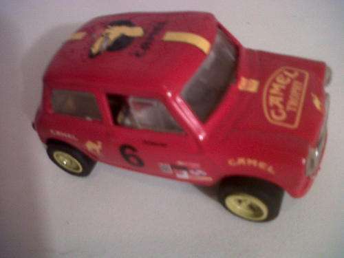 SCALEXTRIC C7 MINI   -   1/32 SCALE SLOT CAR