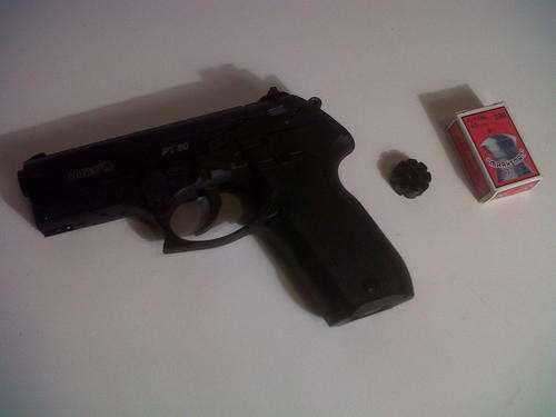 GAMO PT80 CO2 HANGUN PELLET (CONDITION IS LIKE NEW)
