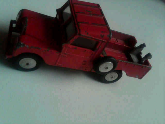 CORGI LAND ROVER 109 WB (MADE IN GT BRITAIN)