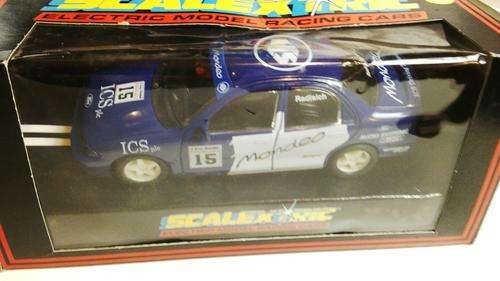 SCALEXTRIC FORD MONDEO - 1/32 SCALE SLOT CAR