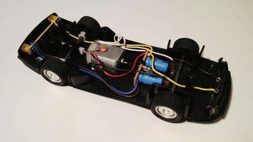 SCALEXTRIC JAGUAR CHASSIS   (1/32 SCALE SLOT CAR SPARES)