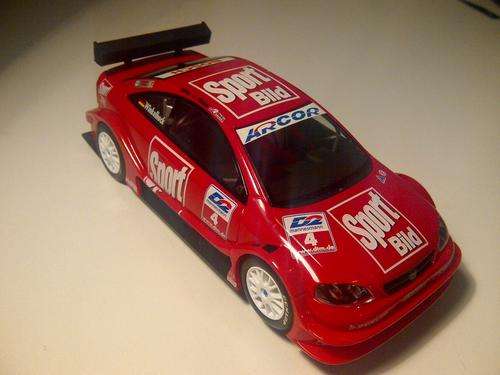SCALEXTRIC DTM OPEL V8 COUPE  -  1 /32 SCALE SLOT CAR