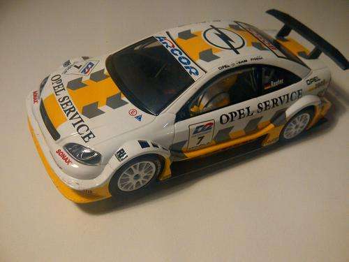 SCALEXTRIC DTM OPEL V8 COUPE  -  1 /32 SCALE SLOT CAR