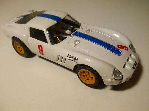 PINK CAR FERRARI 250 GTO  -  1 /32 SCALE SLOT CAR