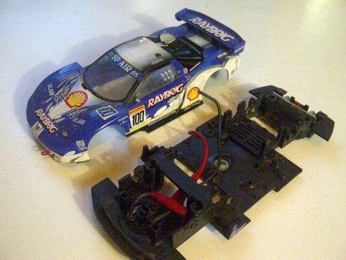 1/32 SCALE SLOT CAR SPARES - HONDA NSX BODY + DAMAGED CHASSIS