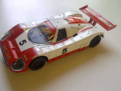 SCALEXTRIC JAGUAR  -  1 /32 SCALE SLOT CAR