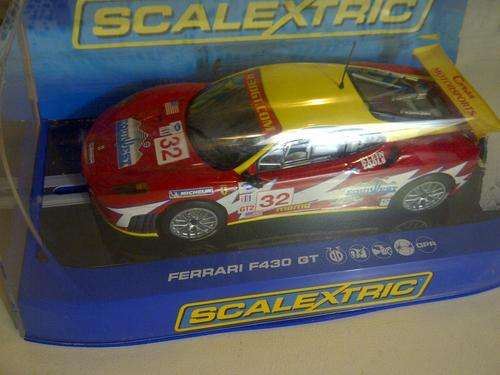 SCALEXTRIC FERRARI F430 GT   -  1 /32 SCALE SLOT CAR