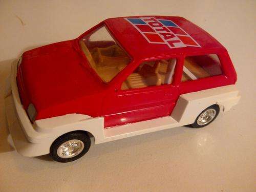 SCALEXTRIC MINI METRO  -  (1/32 SCALE SLOT CAR)