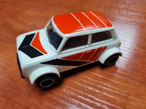 Scalextric Mini 1275 GT (made in Gt Britain)
