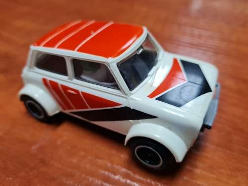 Scalextric Mini 1275 GT (made in Gt Britain)