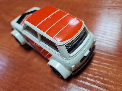 Scalextric Mini 1275 GT (made in Gt Britain)