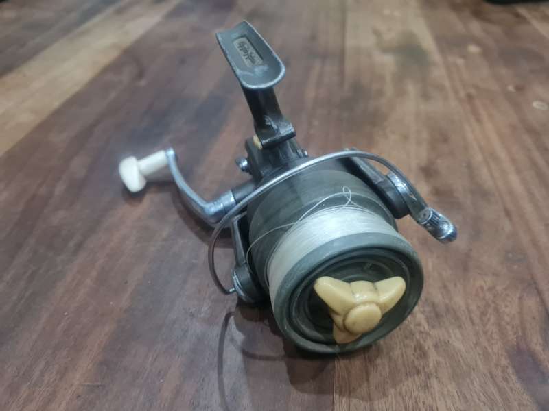 Vintage OLYMPIC H.S. CHALLENGER fishing reel