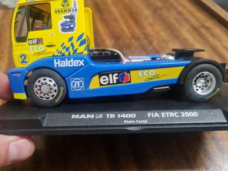 FLY MAN TR1400 TRUCK (SLOT CAR)