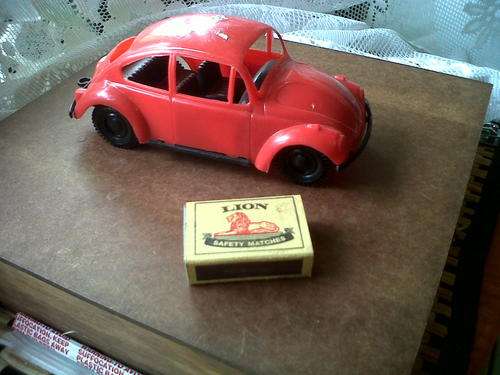 VERY RARE PLASTIC VW BEETLE