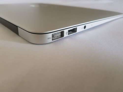 Macbook Air 11" - Excellent!!!