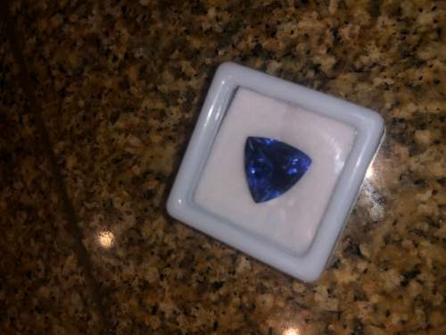 Gorgeous Rare 8ct Trillion Cut Natural Tanzanite b7/7 GIL Certified
