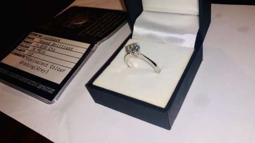 Brand New 1.010ct Diamond Solataire18k White Gold Band DIA Certified