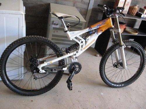 Mongoose mountain bike