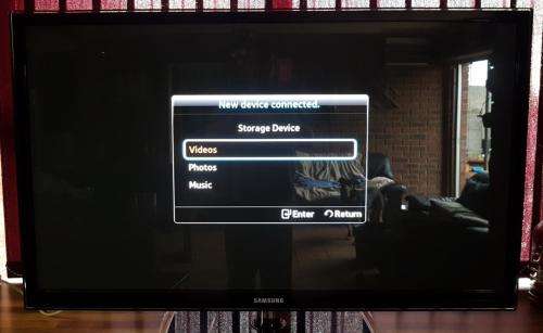 SAMSUNG PS51E550 SAMSUNG PS51E5500 - with 3D glasses - Please read discription
