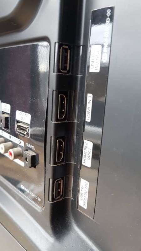 SAMSUNG PS51E550 SAMSUNG PS51E5500 - with 3D glasses - Please read discription