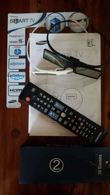 SAMSUNG PS51E550 SAMSUNG PS51E5500 - with 3D glasses - Please read discription