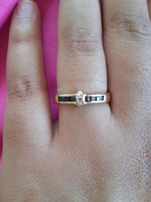 9CT SOLID YELLOW GOLD AND GENUINE SAPPHIRE AND DIAMOND RING