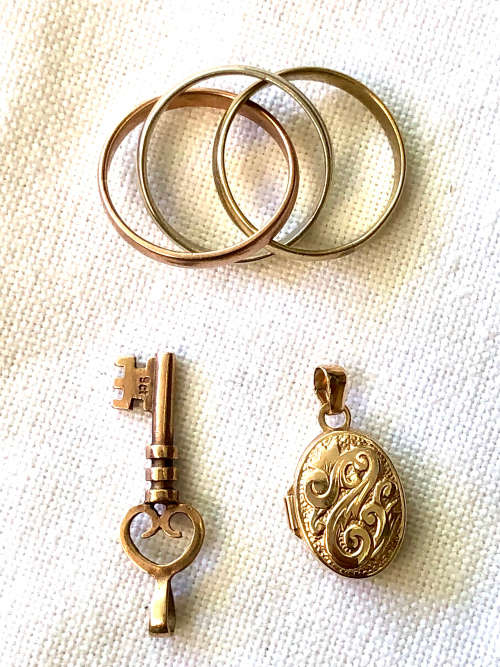 9ct Gold Locket